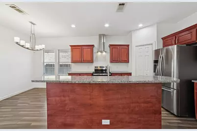 1253 E Jessamine Street, Fort Worth, TX 76104 - Photo 8