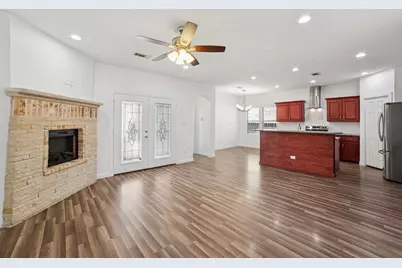 1253 E Jessamine Street, Fort Worth, TX 76104 - Photo 6