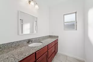 1253 E Jessamine St, Fort Worth, TX 76104 - Photo 20