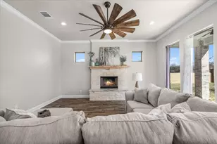 101 Hearthstone Ct, Weatherford, TX 76087 - Photo 6