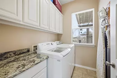 6002 Valleywood Drive, Flower Mound, TX 75028 - Photo 14