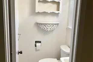 3229 Oak Timber Dr, Forest Hill, TX 76119 - Photo 6