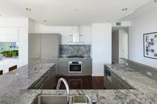 2900 McKinnon St, Dallas, TX 75201 - Photo 8