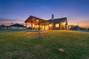 325 Co Rd 4764, Boyd, TX 76023 - Photo 2