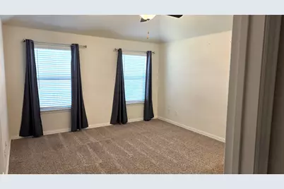 9328 Bronze Meadow Drive, Fort Worth, TX 76131 - Photo 18