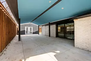 2819 Yorkshire St, Irving, TX 75061 - Photo 32