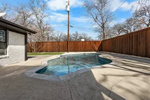 2819 Yorkshire St, Irving, TX 75061 - Photo 30