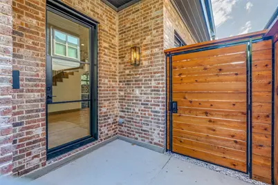 3716 W Beverly Drive, Dallas, TX 75209 - Photo 2