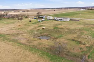 650 Lone Star Rd, Whitesboro, TX 76273 - Photo 36