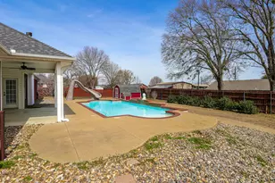 10624 Russell Dr Dr, Chandler, TX 75758 - Photo 8