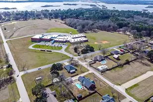 10624 Russell Dr Dr, Chandler, TX 75758 - Photo 2