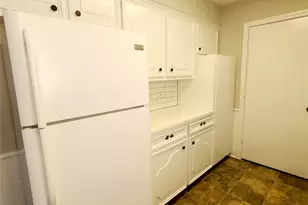 11352 Quail Run St, Dallas, TX 75238 - Photo 10