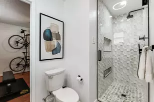 8306 Stonycreek Dr, Dallas, TX 75228 - Photo 16