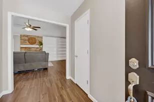 2215 Shady Meadow Ct, Arlington, TX 76013 - Photo 4