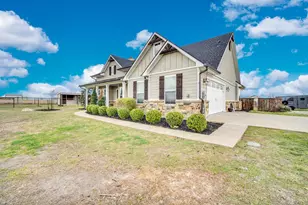 360 Forreston Rd, Waxahachie, TX 75165 - Photo 2