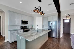 360 Forreston Rd, Waxahachie, TX 75165 - Photo 10