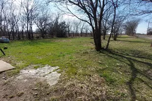 2084 Co Rd 4308, Greenville, TX 75401 - Photo 18