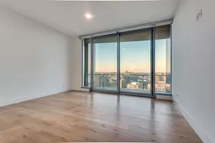 3130 N Harwood St, Dallas, TX 75201 - Photo 14