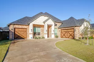 13921 E Riviera Dr, Fort Worth, TX 76028 - Photo 2