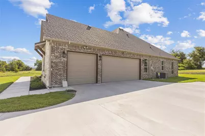 8400 Stallion Drive, Godley, TX 76044 - Photo 4
