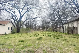 217 W Acheson St, Denison, TX 75020 - Photo 1