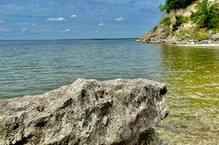 787 Lakeview Dr, Denison, TX 75020 - Photo 40