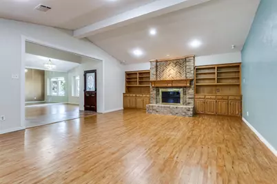 1905 Violet Circle, Richardson, TX 75080 - Photo 4