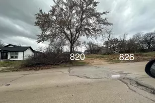 826 W Shepherd St, Denison, TX 75020 - Photo 1