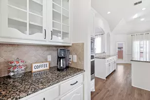 14052 Zippo Way, Fort Worth, TX 76052 - Photo 10