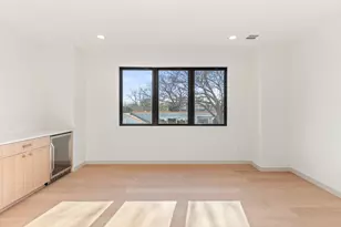 8931 San Fernando Way, Dallas, TX 75218 - Photo 22