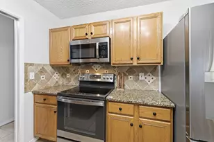 5914 Freemans Farm St, San Antonio, TX 78233 - Photo 14