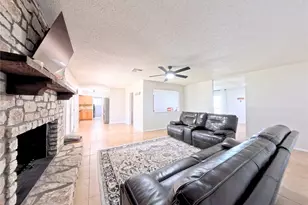 5914 Freemans Farm St, San Antonio, TX 78233 - Photo 6