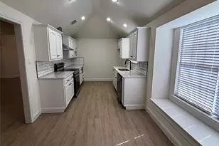 1906 Buffalo Bend Dr, Lewisville, TX 75067 - Photo 6