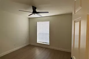 1906 Buffalo Bend Dr, Lewisville, TX 75067 - Photo 10