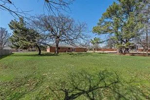 111 Joyce Dr, Argyle, TX 76226 - Photo 22