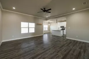 7437 Sleepy Hollow Ln, Abilene, TX 79602 - Photo 2