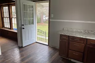 309 E Park Dr, Overton, TX 75684 - Photo 10