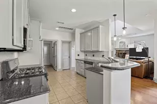 2561 Fountain Cove, Carrollton, TX 75006 - Photo 6