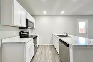 872 Eagles Nest Dr, Cleburne, TX 76031 - Photo 12