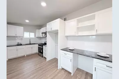 1303 N Galloway Avenue, Mesquite, TX 75149 - Photo 6