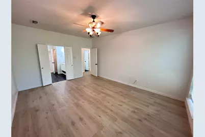 6401 Richmond Court, Rowlett, TX 75089 - Photo 10