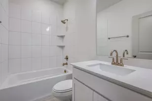 512 Parkside Dr, Argyle, TX 76226 - Photo 10