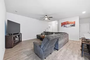 8500 Trickham Bnd, Fort Worth, TX 76131 - Photo 4