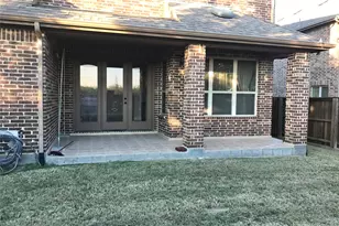 408 Paluxy Dr, Irving, TX 75039 - Photo 36