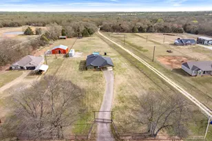 1052 Vz County Road 3208, Wills Point, TX 75169 - Photo 2