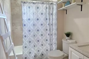 805 Adkins St, Bowie, TX 76230 - Photo 6