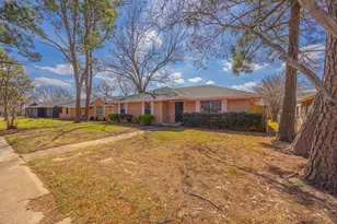 9610 Jennie Lee, Dallas, TX 75227 - Photo 2