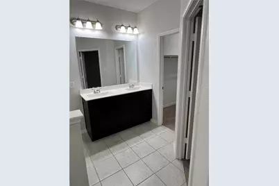 804 Peaceful Brook Drive, Fort Worth, TX 76140 - Photo 10