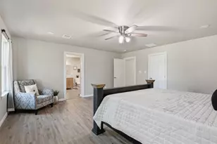 2808 Sky Harbour Dr, Granbury, TX 76049 - Photo 22