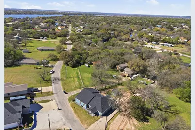 2808 Sky Harbour Drive, Granbury, TX 76049 - Photo 26